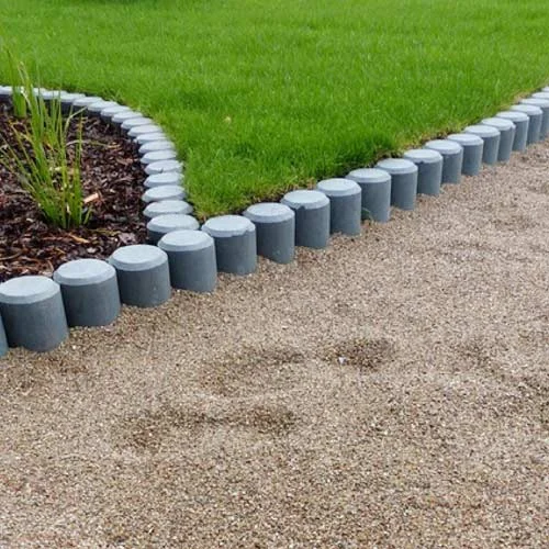 Bordure en rondins de plastique recyclé 